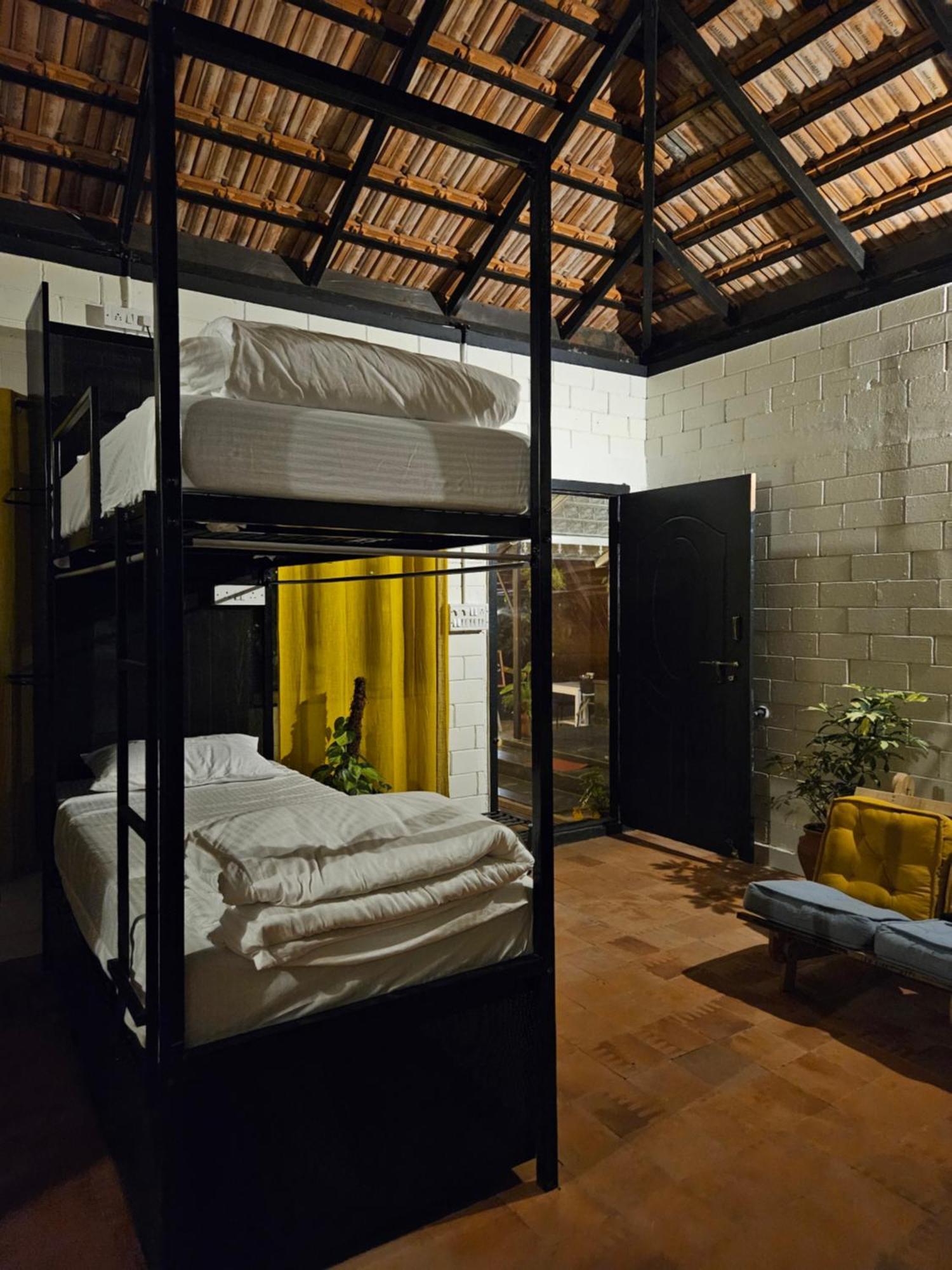 Benomadic Eco Hostel, Madikeri, Coorg Suntikoppa Екстериор снимка